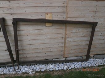 Dvoukřídlá brána - 8