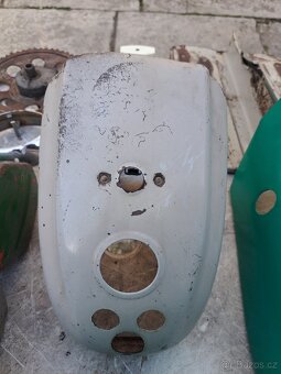 Jawa 20 pionýr r.v.1979 náhradni díly - 8