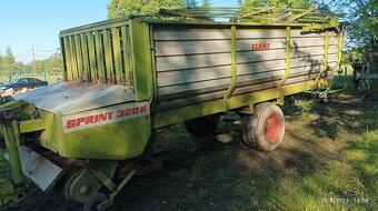 Senážní vůz Claas - 8