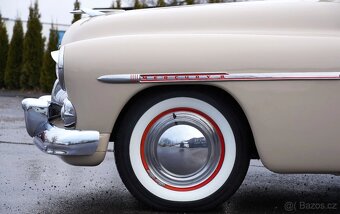 1950 Mercury Eight Sport Sedan - 8