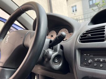 Peugeot 206 1,4i - 8