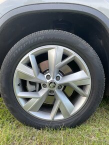 TOP ŠKODA KODIAQ SPORTLINE ARMY GREY 2020 WEBASTO 4x4 ALU19 - 8
