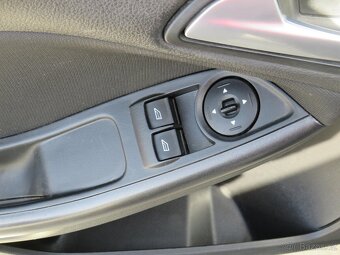 Ford Focus 1.5TDCi , 88 kW nafta, 2015 - 8