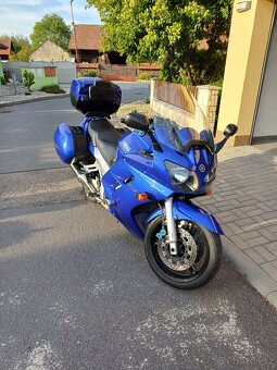 Yamaha FJR 1300 - 8