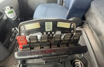 Volvo FM 380 6x2 nosič kontejneru s hydraulickou rukou - 8