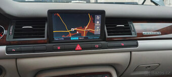 Audi A8 - 8