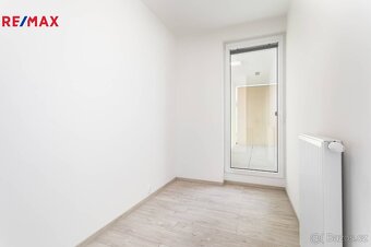 Pronájem bytu 2+kk v Rezidenci Nová Karolina - 8