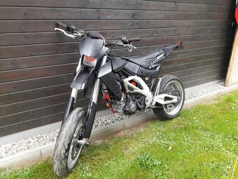 aprilia sxv 550 2007 - 8