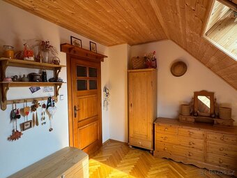 Prodám rodinný dům 4+1 v Ceske Kamenici - 8