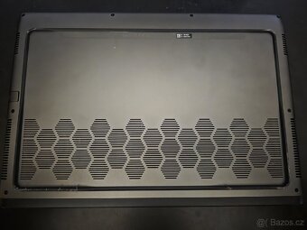 Herní notebook alienware RTX4070 - 8