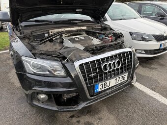 AUDI Q5 3,0 TDI - 8