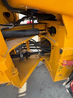 Prodam nakladac JCB 437 HT - 8