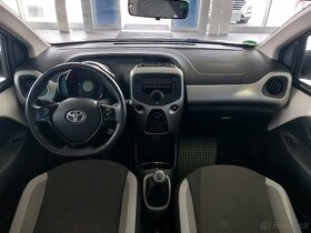 Toyota Aygo 1,0 2.MAJ,SERVISKA,KLIMATIZACE - 8