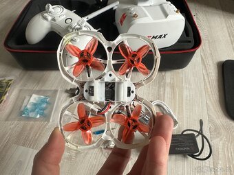 FPV Dron Emax Tinyhawk II RTF - 8
