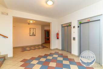 Pronájem zrekonstruovaného bytu 1+kk 26 m², Praha 10 - Vršov - 8