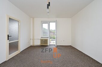 Prodej bytu 2+1 o rozloze 51 m2, ulice Komenského, Adamov - 8