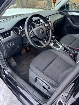 Škoda Octavia 1.6 TDI DSG Ambiente - 8