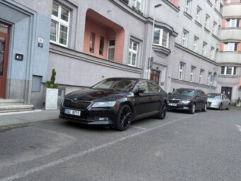 Škoda Superb 3 Laurin a klement - 8