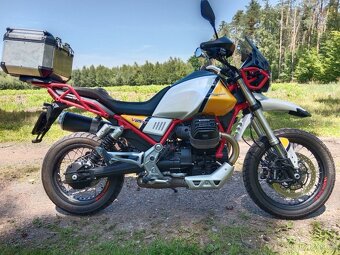 Moto Guzzi V85TT najeto pouze 7.800km top stav - 8
