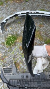 Lišta předního nárazníku Toyota City Verso - 8
