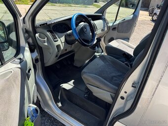 Opel Vivaro 1.9 Tdci 74kw klima 2-9 míst Bus - 8