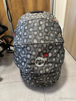 Cybex Priam Rebellious - 8
