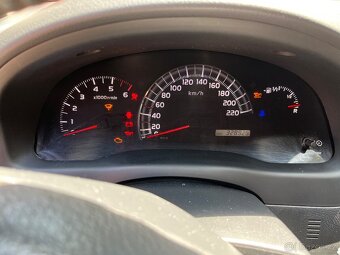 Toyota Avensis Verso 7mist D4D - 8
