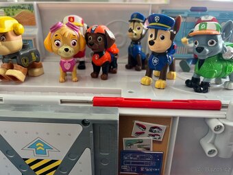 Tlapkova patrola Sada - 8