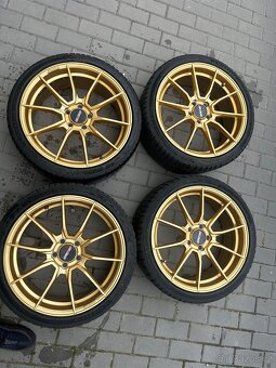 Motec mcr2 ultralight 5x112 r19 235/35/19 - 8