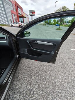 VW Passat B7 1.6 TDI 77kw - 8