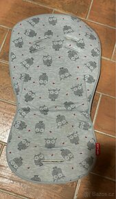 Prodám kočarek Britax Agile s příslušenstvím - 8