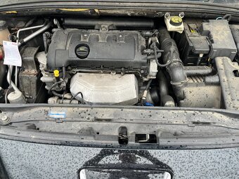 Peugeot 308CC 1,6i - 8