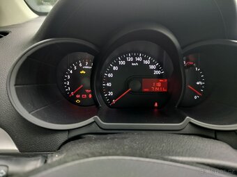 Kia Picanto 1.0i 2011 71tkm klima - 8