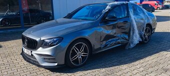 Mercedes Benz E 220d (bourané) - 8