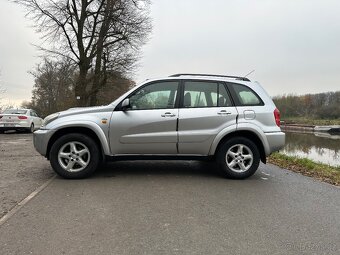 TOYOTA Rav4 2.0 D4D 4x4 Zachovalá - 8