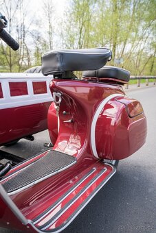 Veterán Piaggio Vespa Scooter VW sajdkára (1977) - 8