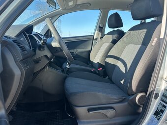 Kia Venga 1.4 66Kw / 2010 - 8