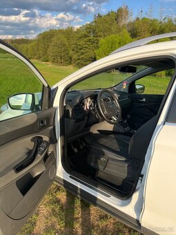 Ford Kuga - 8