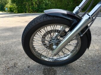 Suzuki Intruder 1400 - 8