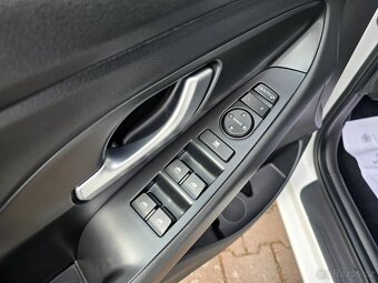 Hyundai i30 1.4 T-GDi 103 KW 2020 AUTOMAT-KAM-LED-NAVI-105 - 8