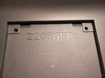 Monitor Dell 25palcu, funkcni - 8