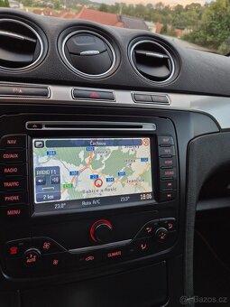 Ford Galaxy, Business 2013, 7x míst - 8