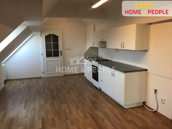 pronájem kancelářských prostorů 3+kk, 140 m2m ul. Tůmova, Pr - 8