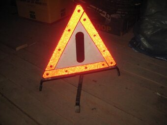 1. díly na Mercedes Benz 190 W201 - 8