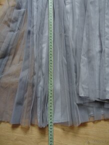 Šedá řasená sukně - velikost M, nová s visačkou - 8