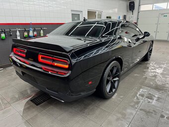 Dodge Challenger R/T 392, 6.4L 360 kw / 485 ps - 8