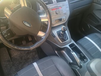 Ford Kuga  4x4  2,0 TDCi  100 kw - 8