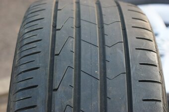 R16 kola originál VW a taky na Audi Seat Audi letni pneu - 8