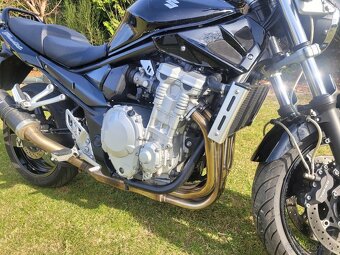 Suzuki Bandit 650 - 8