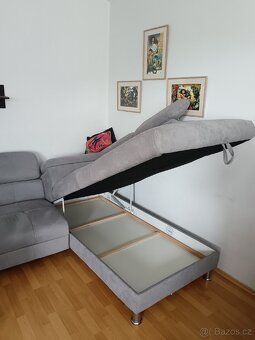 Prodám rohovou rozkládací pohovku s úložným prostorem - 8